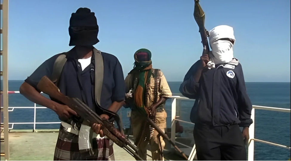 somali-sahillerinde-tanker-deniz-quldurlari-terefinden-ele-kechirildi