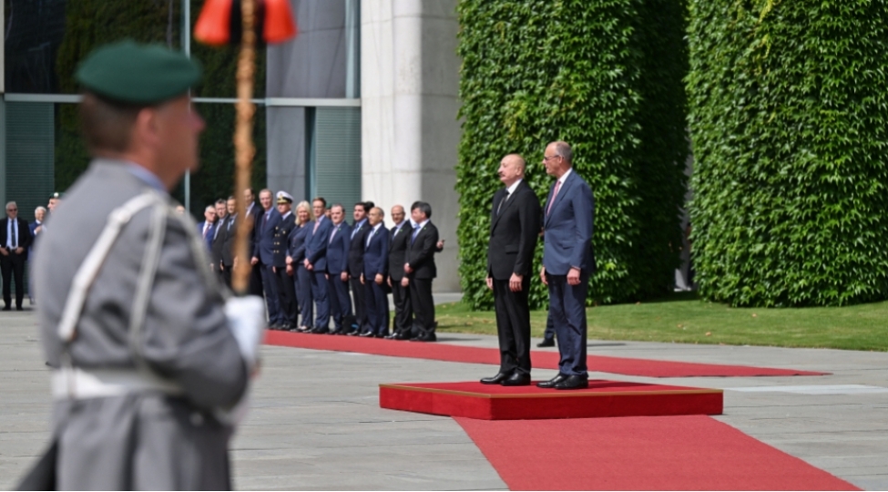 prezident-ilham-eliyevin-sosial-media-hesablarinda-almaniyaya-resmi-seferi-ile-bagli-videocharx-paylashilib-video