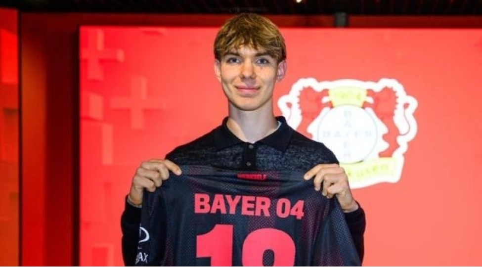 bayernin-yeni-transferi-debut-etmeden-siradan-chixdi