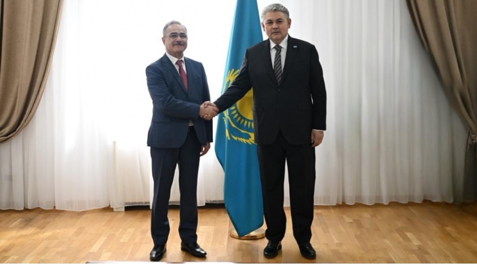 qazaxistan-ve-azerbaycan-tbnm-in-inkishafini-ve-strateji-terefdashligin-genishlendirilmesini-muzakire-edib