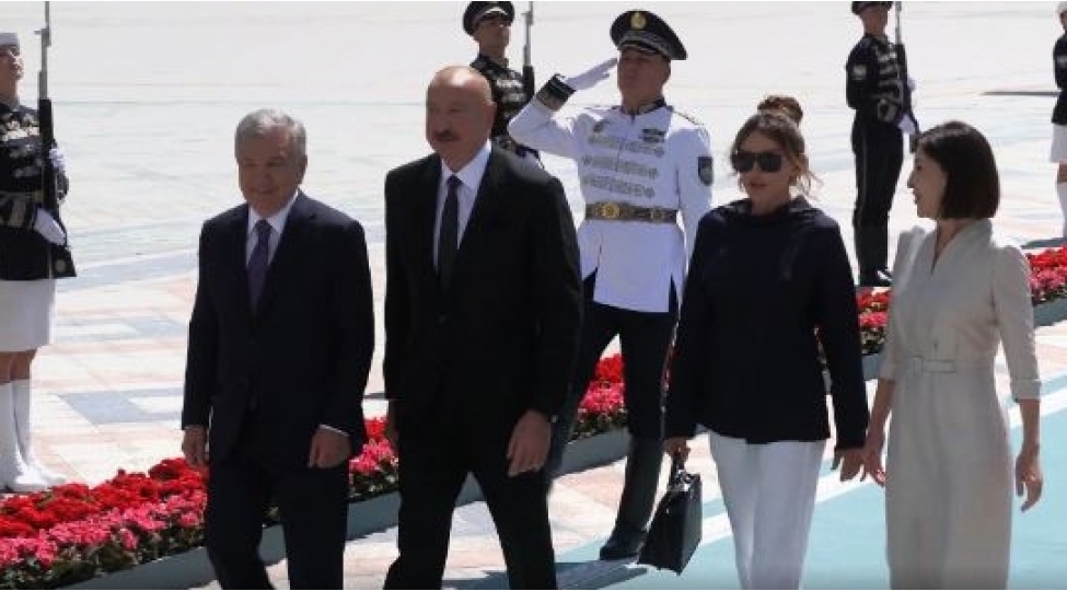 prezident-ilham-eliyev-ozbekistana-dovlet-seferine-gedib-video