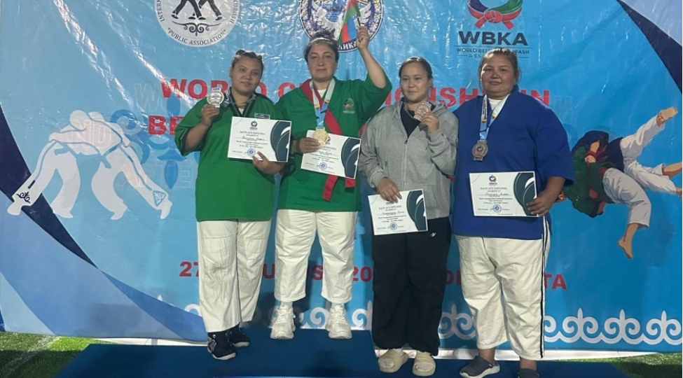 fhn-in-emekdashi-dunya-chempionatinin-qalibi-olub