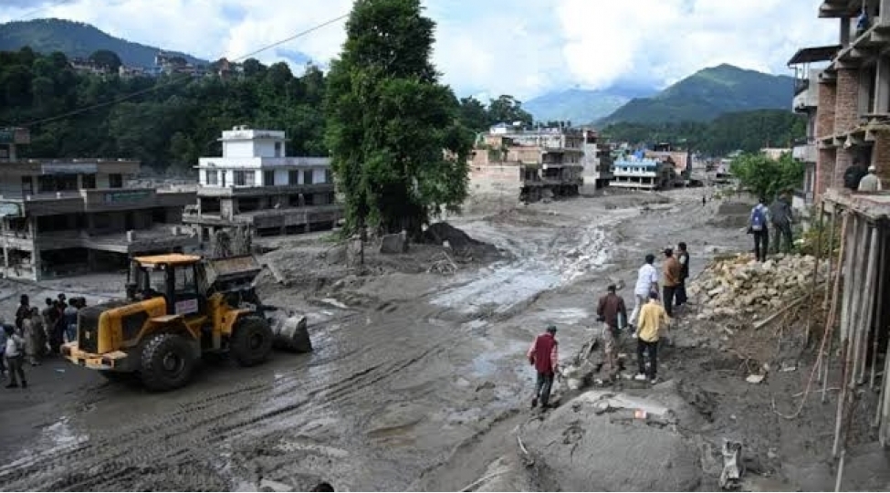 nepalda-dashqinlar-neticesinde-olenlerin-sayi-734-nefere-chatib