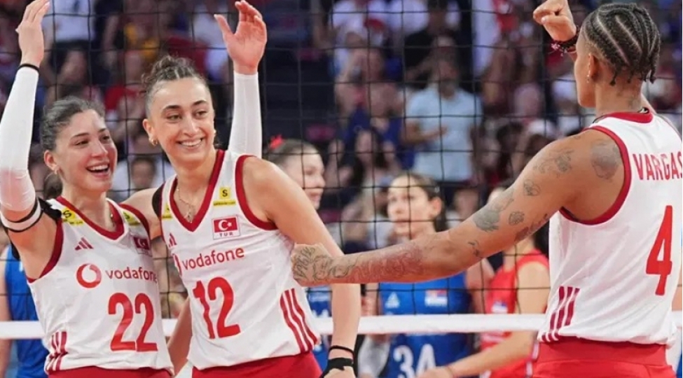 voleybol-uzre-turkiye-millisi-ardicil-2-ci-defe-avropa-chempionu-olub