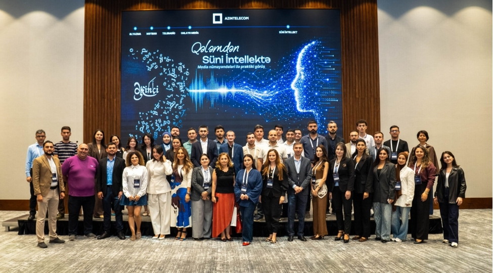 azintelecom-media-numayendeleri-uchun-telim-kechirib-foto