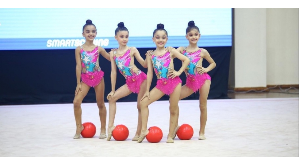bedii-gimnastlarin-zeriflik-shousu-basha-chatdi