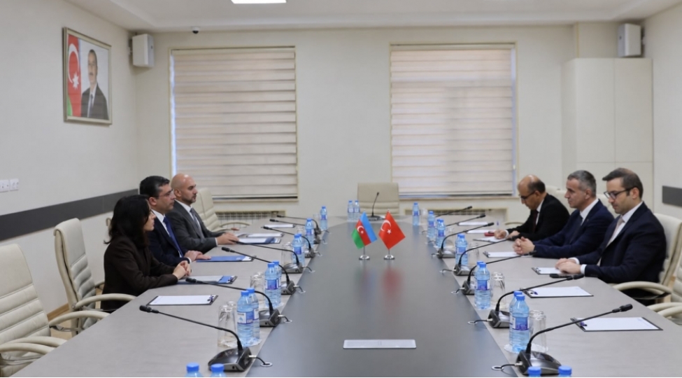 media-ve-yayim-shurasinda-ferhat-pirinchchinin-rehberlik-etdiyi-numayende-heyeti-ile-gorush-kechirilib