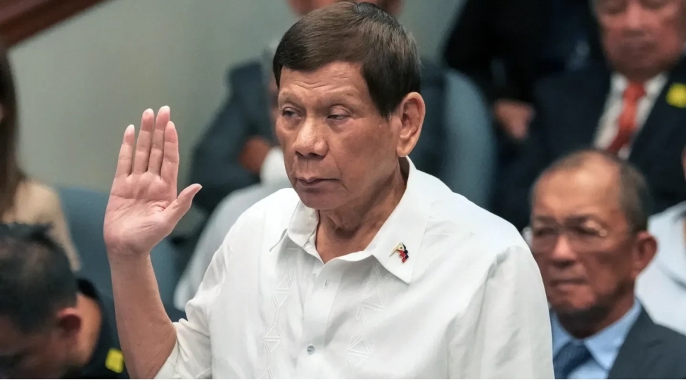 beynelxalq-cinayet-mehkemesi-duterteni-hebsde-saxladi