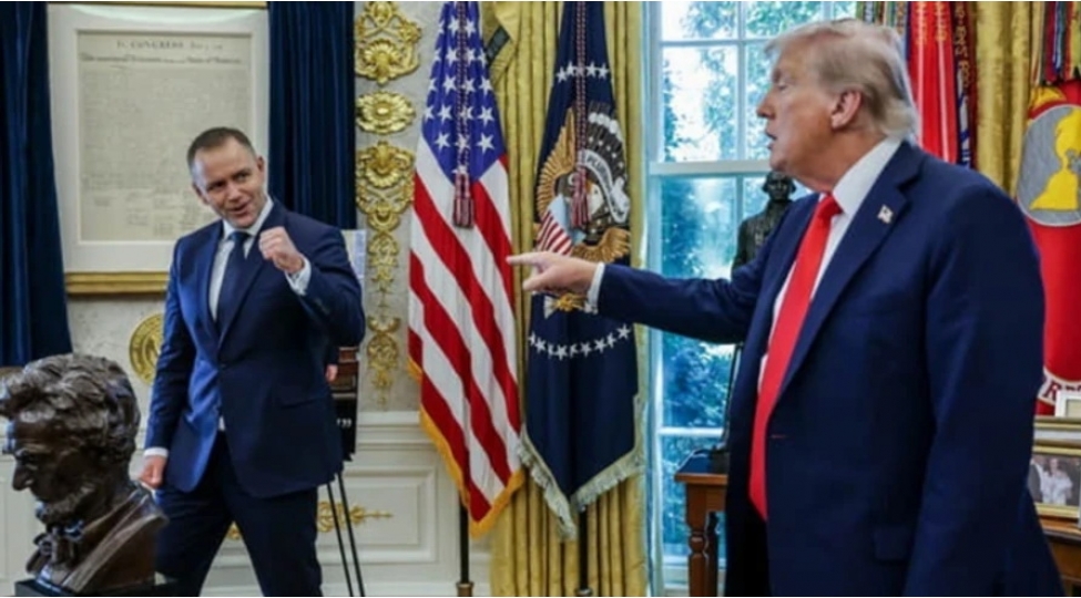 polshadaki-absh-herbi-bazasi-trampin-sherefine-fort-tramp-adlandirila-biler
