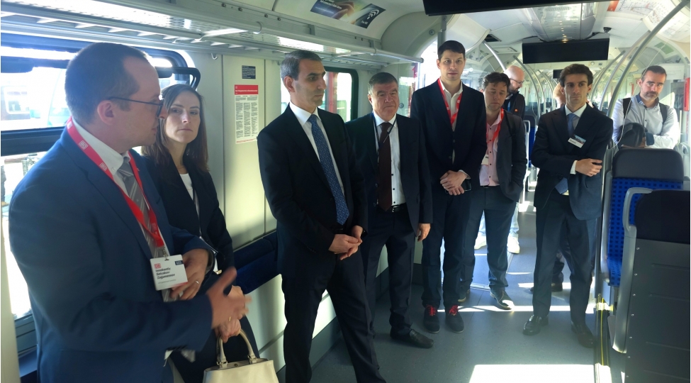 ady-rehberliyi-innotrans-2026-sergisinde-olub-gorushler-kechirib