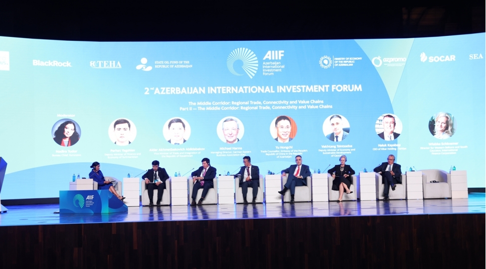 orta-dehliz-regional-ticaret-baglanti-ve-deyer-zencirleri-movzusunda-panel-sessiya-kechirilib