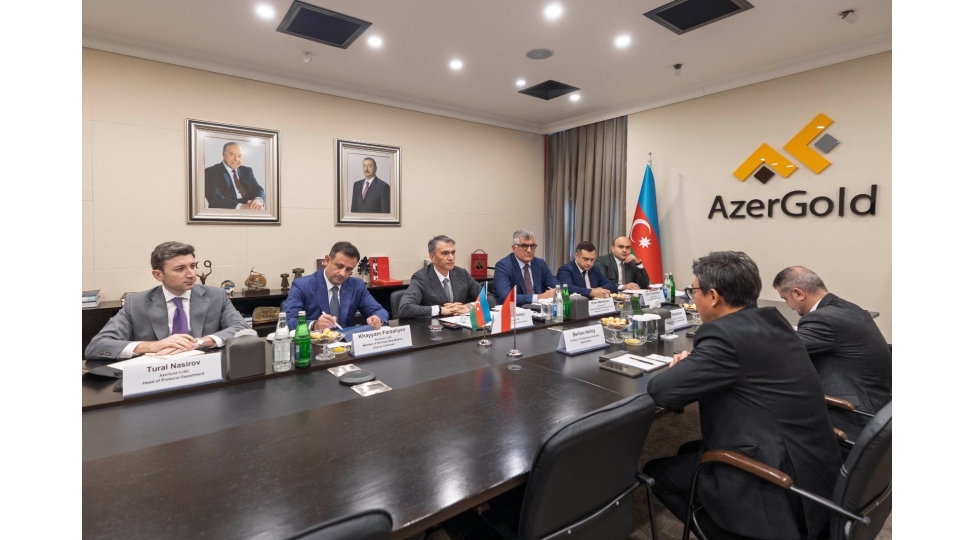 azergold-qsc-de-indoneziyanin-olkemizdeki-sefiri-ile-gorush-kechirilib