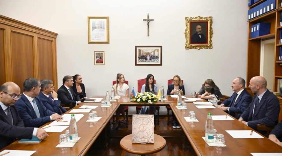 romada-leyla-eliyeva-ile-muqeddes-arxeologiya-uzre-pontifik-komissiyanin-katibinin-gorushu-olub