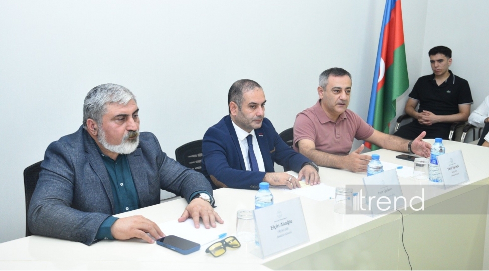 zererli-xarici-tesirlere-ve-saxta-xeberlere-qarshi-sayiqligin-artirilmasina-destek-layihesi-cherchivesinde-telebelerle-gorush-kechirilib