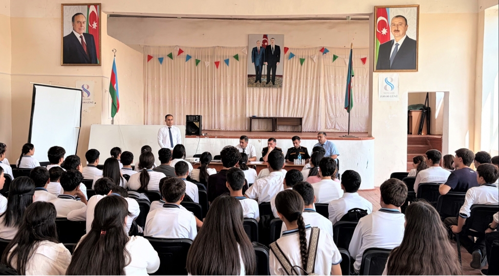 fovqelade-hallar-nazirliyi-terefinden-silsile-maariflendirme-tedbirleri-kechirilib-17