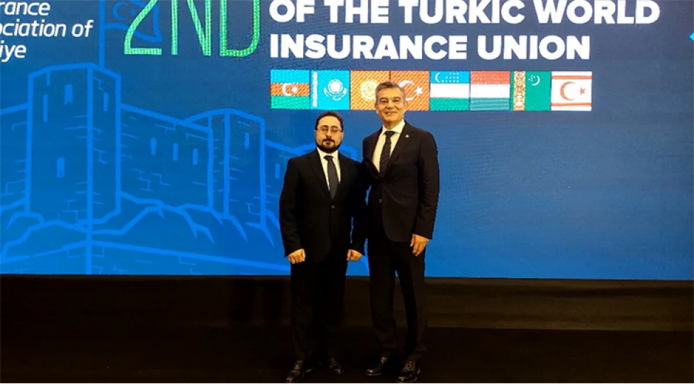 turk-dunyasi-sigorta-birliyine-yeni-sedr-ve-bash-katib-sechilib