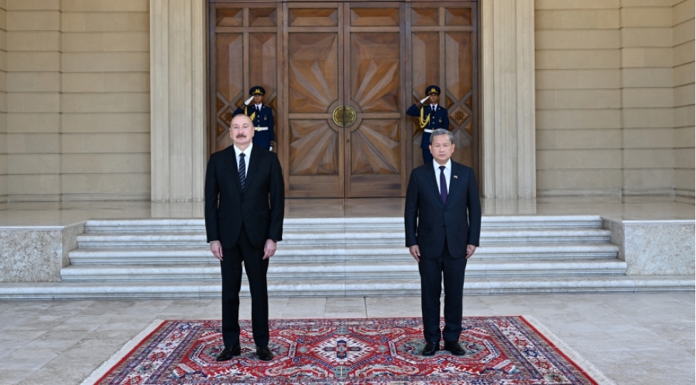 kamboca-bash-nazirinin-bakida-resmi-qarshilanma-merasimi-olub
