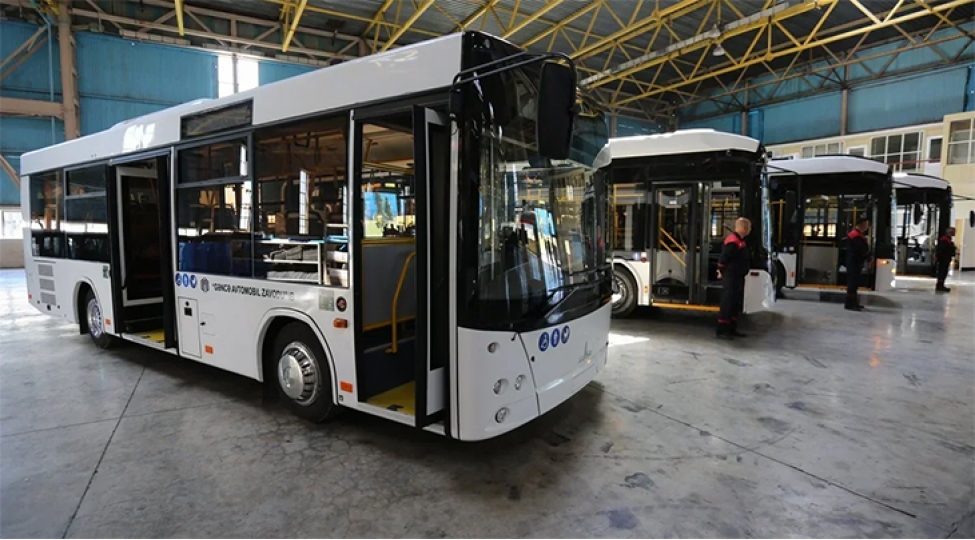 azerbaycanda-avtobus-istehsali-53-den-chox-artib