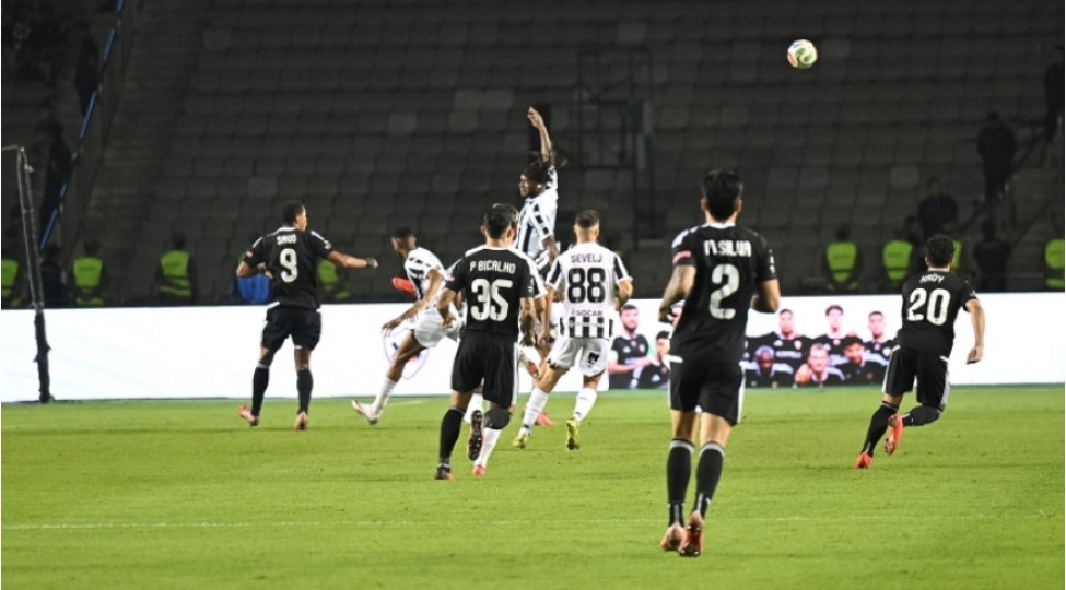 qarabag-ve-neftchi-klublari-cerimelenibler