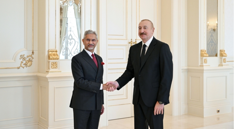prezidentin-sosial-shebeke-hesablarinda-hindistanin-xarici-ishler-nazirinin-qebuluna-dair-video-paylashilib