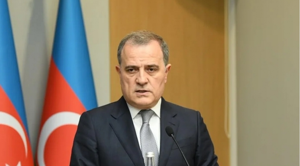 azerbaycanda-hindistandan-500-telebe-tehsil-alir