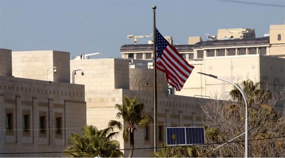 cnn-absh-yaxin-sherqden-diplomat-ve-onlarin-ailelerini-texliye-edir