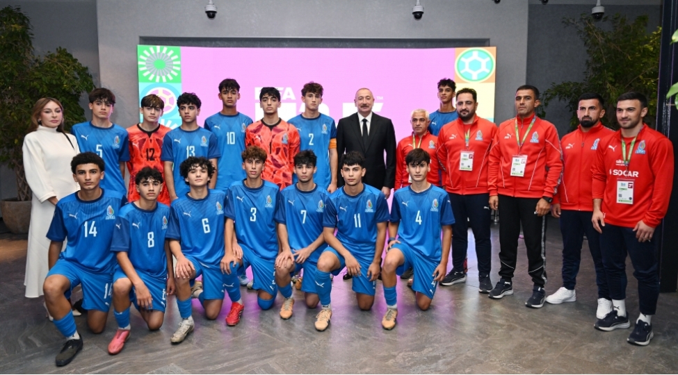 Prezident İlham Əliyev FIFA U-15 dünya çempionatının və festivalının açılış mərasimini izləyib - 
